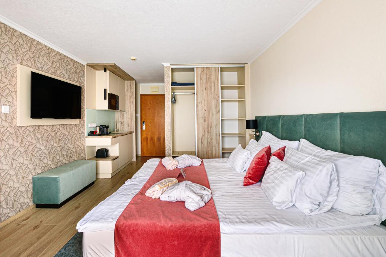 Holiday Club Apartman Hotel ヘーヴィーズ エクステリア 写真