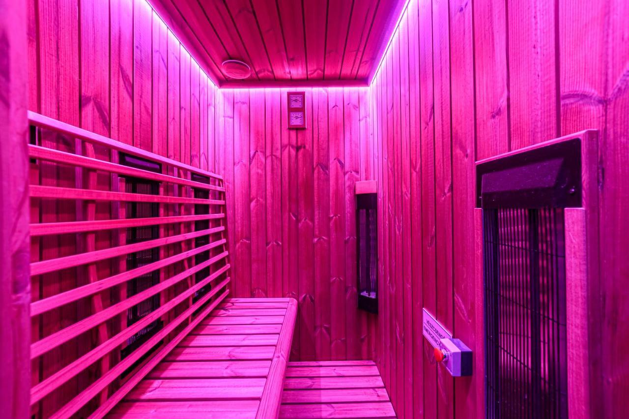 Holiday Club Apartman Hotel ヘーヴィーズ エクステリア 写真
