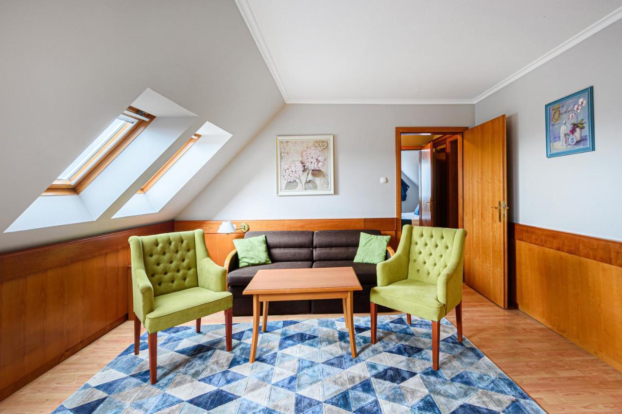 Holiday Club Apartman Hotel ヘーヴィーズ エクステリア 写真
